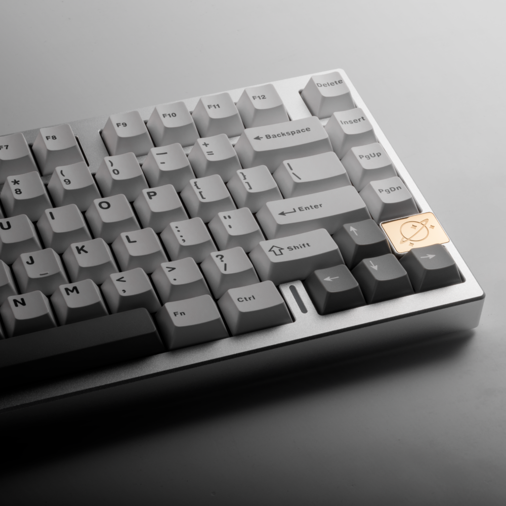 mechanical-keyboard-8701176